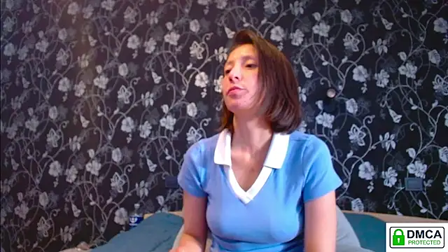 Sophi Cute online show from June 2026 06:00:01 AM