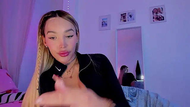  viioletweekend  online show from January 2026 07:26:02 PM