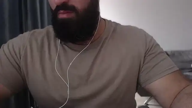 hugemachohandsome online show from November 2025 11:31:02 AM