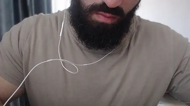 hugemachohandsome online show from November 2025 09:09:01 AM