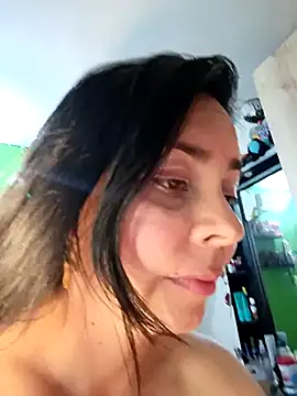 johannatb online show from April 2026 03:50:02 AM