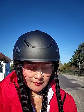 Snapshot of bellapaty chatting on February 2026 01:43:01 PM bellapaty online show from February 2026 01:43:01 PM