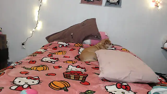 Cupcakecutie449 online show from October 2025 07:21:02 AM