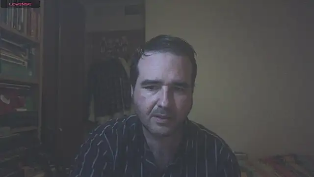 Snapshot of curiosillo83 chatting on February 2025 09:13:01 PM curiosillo83 online show from February 2025 09:13:01 PM