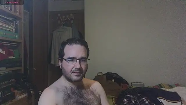 Snapshot of curiosillo83 chatting on February 2025 09:18:02 PM curiosillo83 online show from February 2025 09:18:02 PM