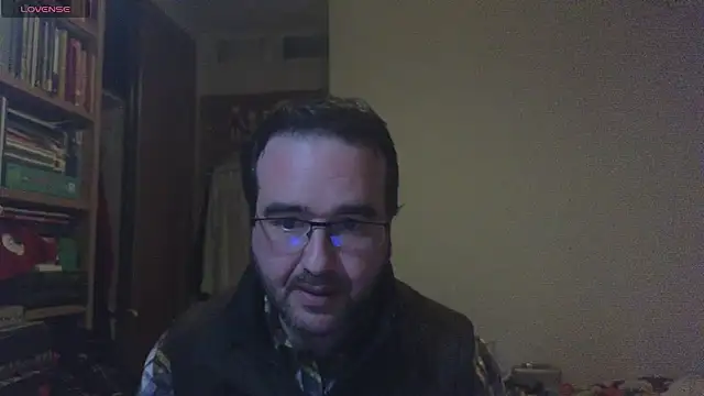 Snapshot of curiosillo83 chatting on February 2025 03:08:02 PM curiosillo83 online show from February 2025 03:08:02 PM