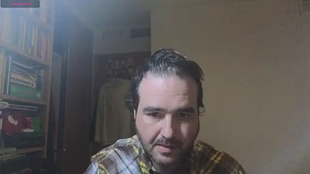 Snapshot of curiosillo83 chatting on February 2025 06:26:02 PM curiosillo83 online show from February 2025 06:26:02 PM