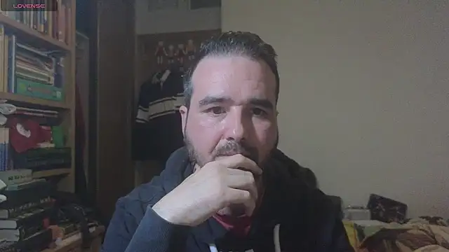 Snapshot of curiosillo83 chatting on February 2025 10:25:01 PM curiosillo83 online show from February 2025 10:25:01 PM