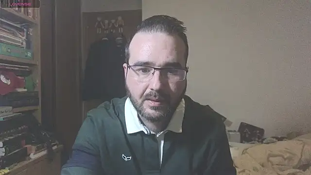 Snapshot of curiosillo83 chatting on February 2025 03:16:01 PM curiosillo83 online show from February 2025 03:16:01 PM
