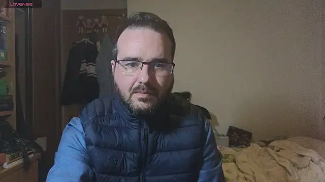 Snapshot of curiosillo83 chatting on February 2025 09:42:02 PM curiosillo83 online show from February 2025 09:42:02 PM