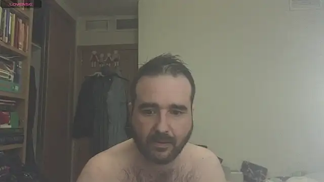 Snapshot of curiosillo83 chatting on February 2025 09:11:02 PM curiosillo83 online show from February 2025 09:11:02 PM