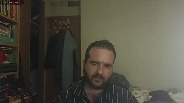 Snapshot of curiosillo83 chatting on March 2025 12:09:02 AM curiosillo83 online show from March 2025 12:09:02 AM
