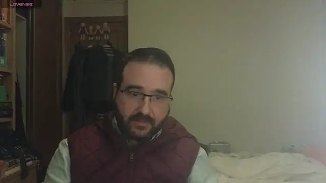 Snapshot of curiosillo83 chatting on March 2025 09:15:01 PM curiosillo83 online show from March 2025 09:15:01 PM
