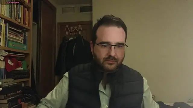 Snapshot of curiosillo83 chatting on March 2025 10:24:02 PM curiosillo83 online show from March 2025 10:24:02 PM