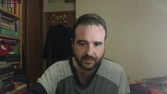 Snapshot of curiosillo83 chatting on March 2025 09:26:02 PM curiosillo83 online show from March 2025 09:26:02 PM