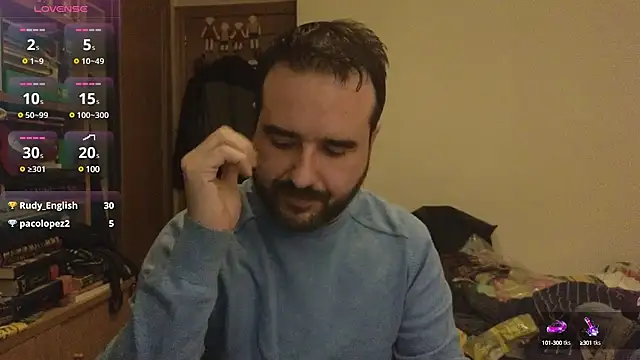 Snapshot of curiosillo83 chatting on March 2025 06:01:01 PM curiosillo83 online show from March 2025 06:01:01 PM