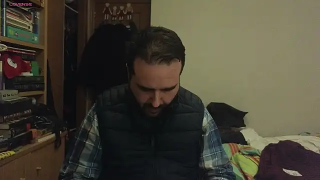Snapshot of curiosillo83 chatting on March 2025 06:20:02 PM curiosillo83 online show from March 2025 06:20:02 PM