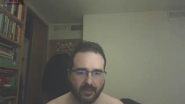 Snapshot of curiosillo83 chatting on March 2025 02:40:01 PM curiosillo83 online show from March 2025 02:40:01 PM