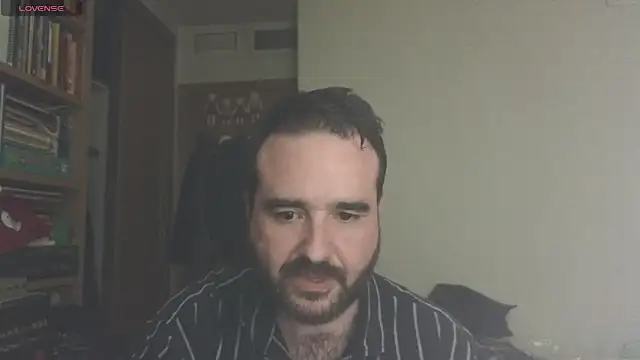 Snapshot of curiosillo83 chatting on March 2025 03:09:01 PM curiosillo83 online show from March 2025 03:09:01 PM
