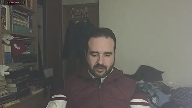 Snapshot of curiosillo83 chatting on March 2025 09:21:01 PM curiosillo83 online show from March 2025 09:21:01 PM