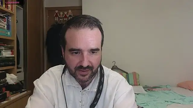 Snapshot of curiosillo83 chatting on September 2025 12:44:02 AM curiosillo83 online show from September 2025 12:44:02 AM