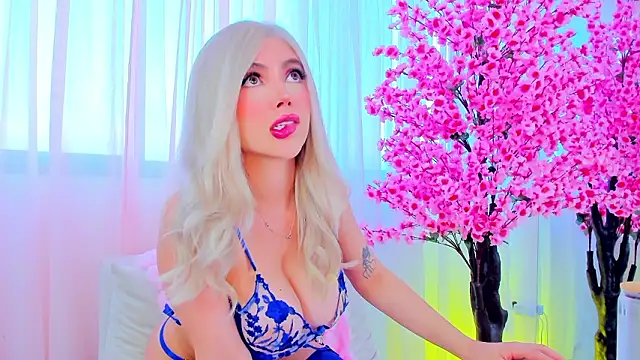 Snapshot of Sophi_Jonnes chatting on February 2026 11:59:01 AM Sophi Jonnes online show from February 2026 11:59:01 AM