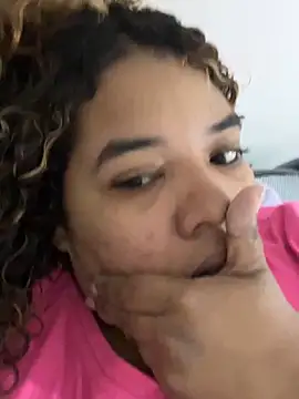  nickypurple  online show from November 2025 05:58:02 PM