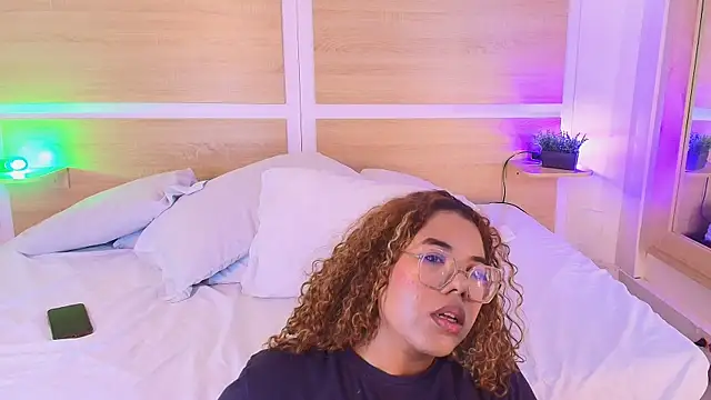  nickypurple  online show from February 2026 07:14:02 PM