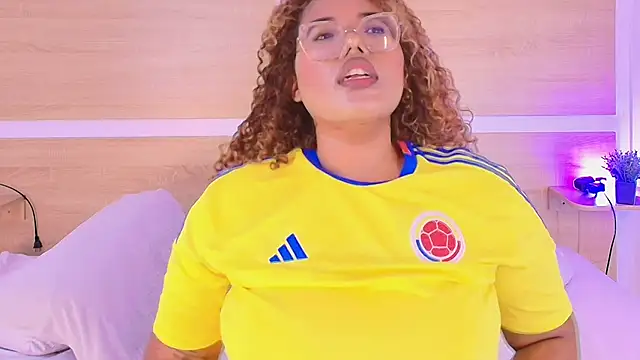  nickypurple  online show from March 2026 07:10:02 PM