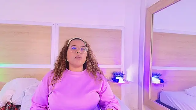  nickypurple  online show from March 2026 07:18:02 PM