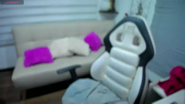 Lunlunera online show from April 2026 02:01:01 AM