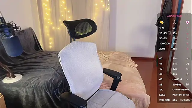 liliwang03 online show from January 2026 01:26:01 PM