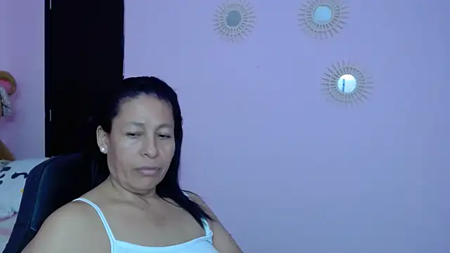 mature martina online show from February 2025 07:40:02 AM