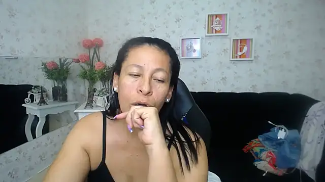 mature martina online show from February 2025 08:54:02 AM