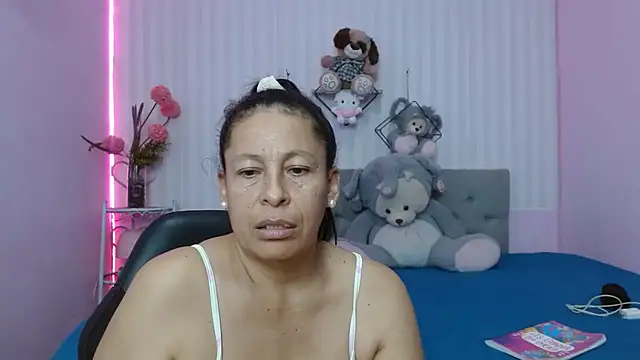 mature martina online show from May 2026 10:53:02 AM