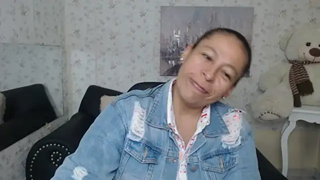 mature martina online show from May 2026 11:40:02 AM