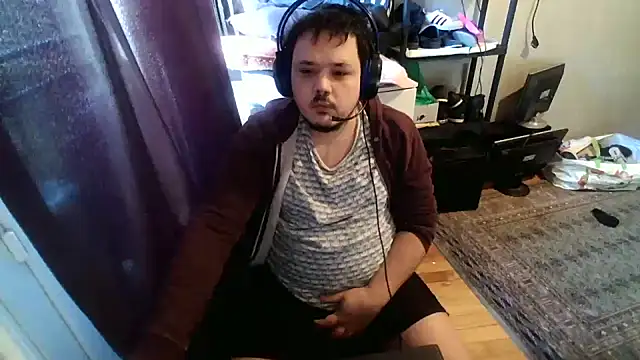 Snapshot of Bebemickey75 chatting on January 2025 12:26:02 PM Bebemickey75 online show from January 2025 12:26:02 PM