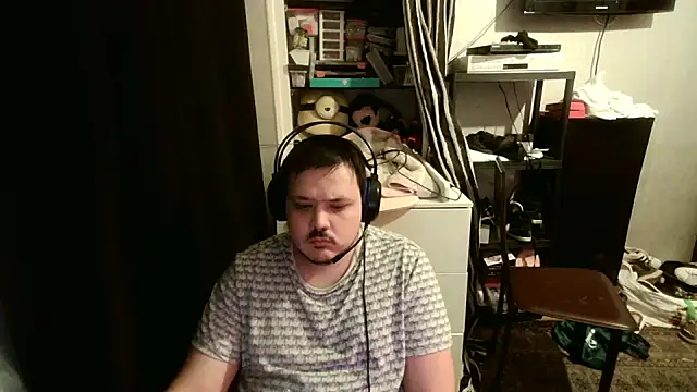 Snapshot of Bebemickey75 chatting on February 2025 07:28:02 PM Bebemickey75 online show from February 2025 07:28:02 PM