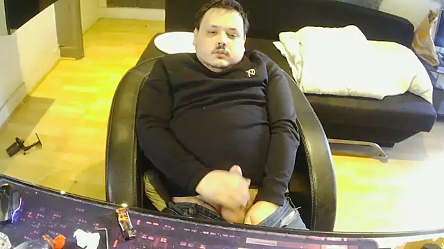 Bebemickey75 online show from April 2026 01:03:02 PM