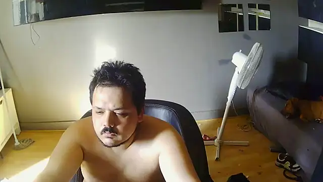 Bebemickey75 online show from May 2026 04:59:01 PM