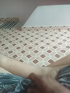 Snapshot of deshifuckers chatting on February 2025 02:14:01 AM deshifuckers online show from February 2025 02:14:01 AM