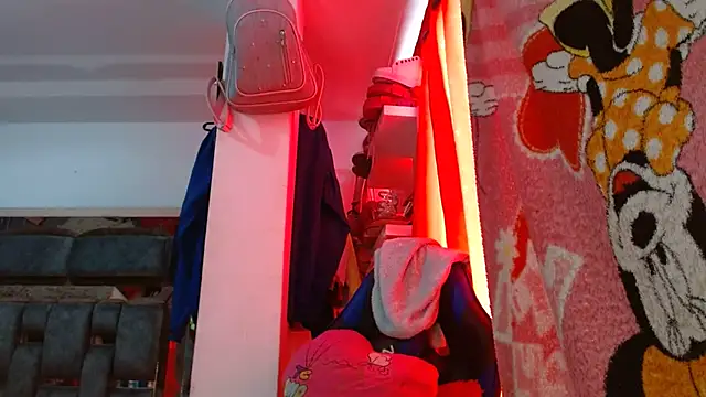 coral1727 online show from February 2025 05:26:02 PM