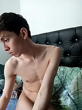 Norehg online show from March 2025 08:05:02 PM