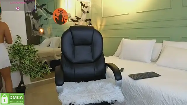 Snapshot of kataliina__ chatting on October 2025 11:28:01 AM kataliina online show from October 2025 11:28:01 AM