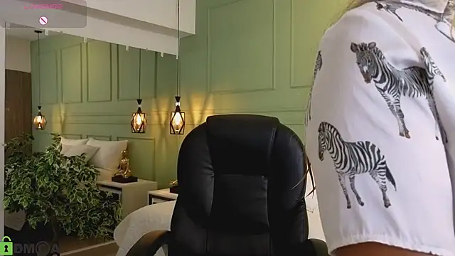 Snapshot of kataliina__ chatting on February 2026 11:50:01 AM kataliina online show from February 2026 11:50:01 AM