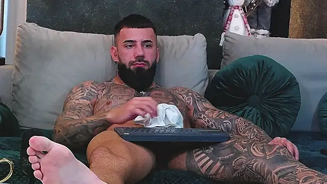 masterkingofmusclee online show from December 2024 12:23:02 PM