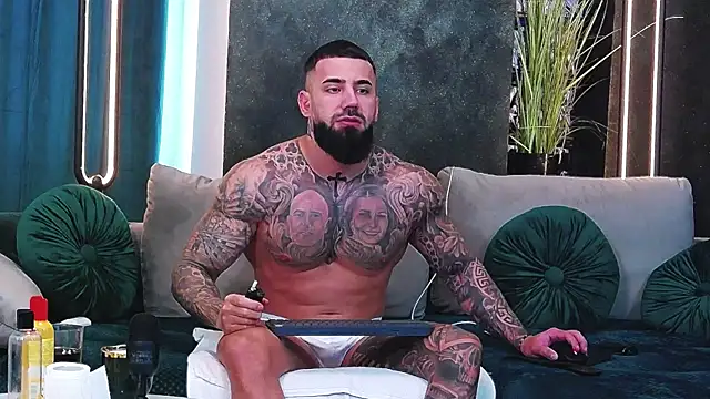 masterkingofmusclee online show from February 2025 01:16:02 PM