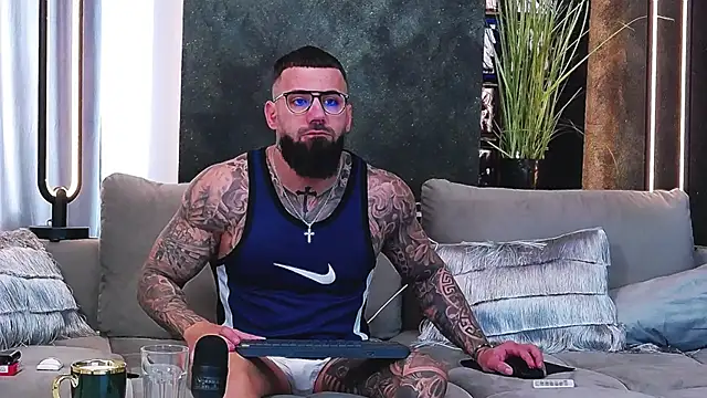 masterkingofmusclee online show from March 2025 08:36:01 AM