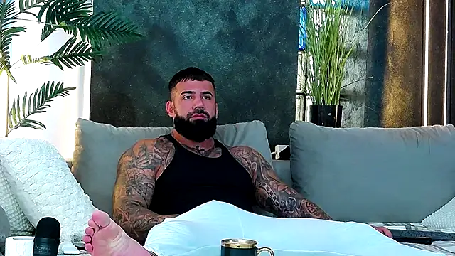 masterkingofmusclee online show from September 2025 09:09:02 AM