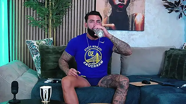 masterkingofmusclee online show from June 2026 07:44:01 AM